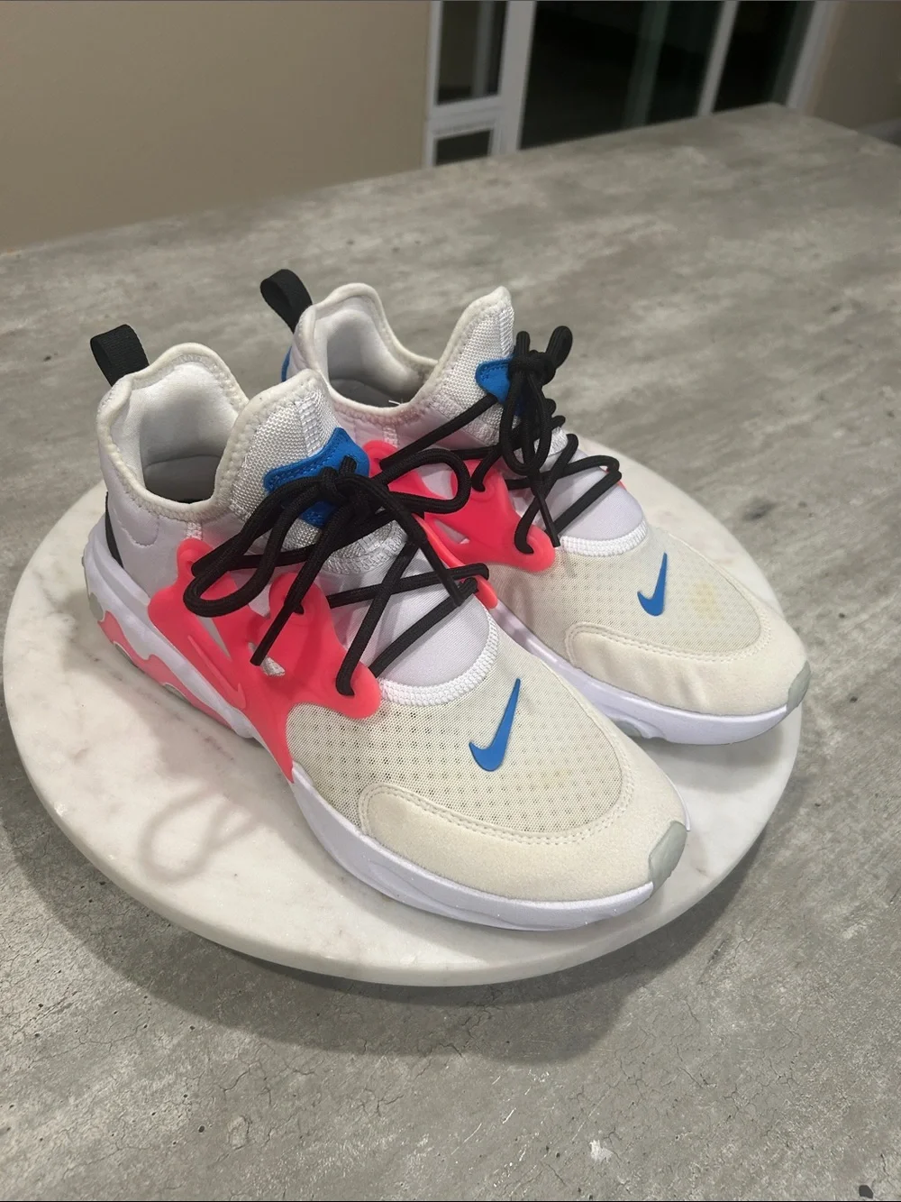 Nike React Presto white Hyper pink sneakers 6.5Y